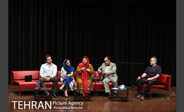 نقد فیلم زیر سقف دودی در فرهنگسرای ارسباران‎ 20