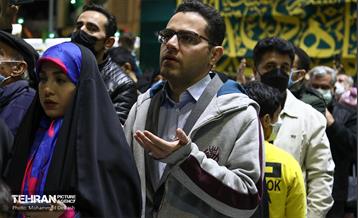 لحظه سال تحویل در حرم امام زاده صالح(ع) 19