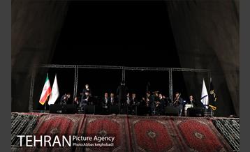 پرواز ۱۷۹ فانوس در آسمان به یاد ۱۷۹ شهید بهمن ماه ۵۷  1