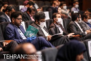اولین همایش مدیران برتر شهر ارتباطی تهران 13