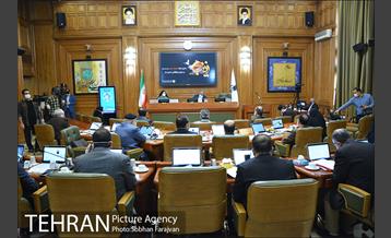دویست و چهارمین جلسه شورای شهر 8