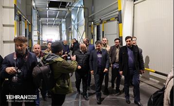 بازدید اصحاب رسانه از زنجیره تامین محصولات مصرفی ماه رمضان و میوه شب عید 41