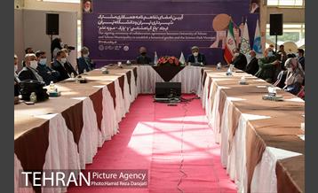 آیین امضای دو تفاهم نامه همکاری فی مابین شهرداری تهران و دانشگاه تهران 13