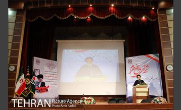 آیین تجلیل از خانواده های شهدای مدافع حرم 16