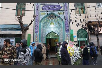 مراسم تشییع پیکر شهید مدافع حرم «حسین محمدی» 12