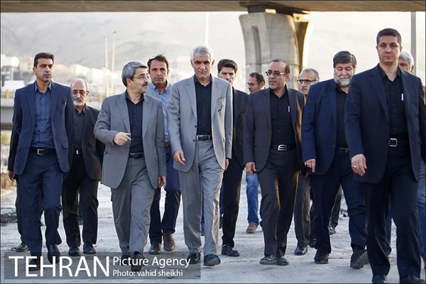 بازدید شهردار از پروژه ادامه بزرگراه صیاد شیرازی 16