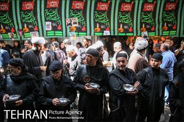 عزاداری تاسوعا در بازار تهران 21