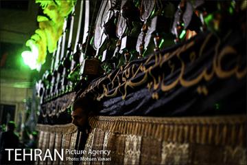 دسته عزاداری در خیابان اندرزگو‎ 3