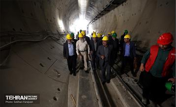 بازدید اعضای شوراهای شهر مراکز استان‌ها از کارگاه خط ۱۰ مترو تهران 16