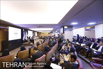 نشست کمیته شهرهای هوشمند در چهارمین جایزه جهانی خشت طلایی 20