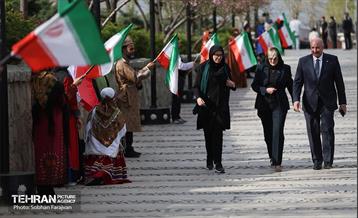 مراسم روز پرچم 76