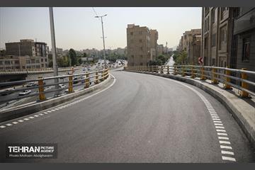 اینجا کارگاهه؛ پل تقاطع غیر همسطح در بزرگراه شهید باقری 19
