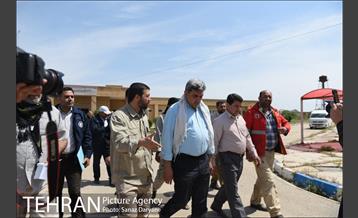 بازدید شهردار تهران از بخش سیل زده بستان خوزستان 3