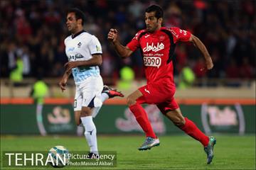 دیدار تیم های فوتبال پرسپولیس و پیکان