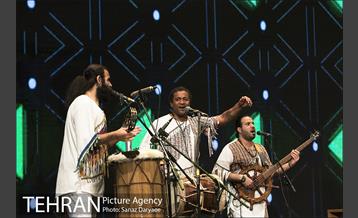 کنسرت آنلاین گروه لیان و جناب خان 13