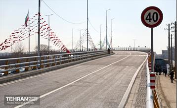 تقاطع سه سطحی بزرگراه‌های شهید نواب صفوی(شهید یارجانی) و شهید تندگویان 44