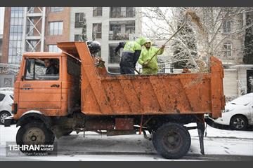 عملیات برف‌روبی در پایتخت 30