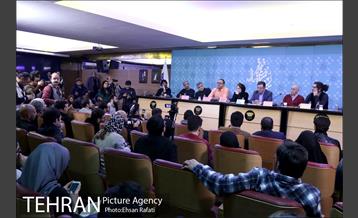 سومین روز جشنواره فیلم فجر در برج میلاد 52