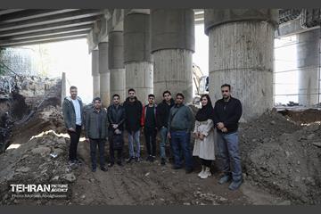 بازدید دانشجویان از پروژه مقاوم‌سازی پل تقاطع بزرگراه همت و رودخانه کن 50