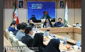 حضور زهرا نژاد بهرام در مرکز ارتباطات شهرداری تهران 10