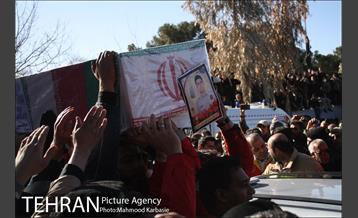 تشییع شهدای آتش نشان با حضور مردم در بهشت زهرا(س) 8