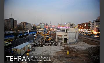 هم‌اکنون؛ جمع‌آوری کارگاه عمرانی میدان هفت تیر 1