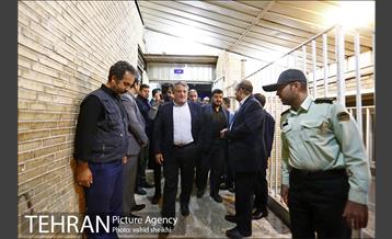 بازدید اعضای شورای شهر از سامانسرای اسلامشهر و گرمخانه خاوران 5