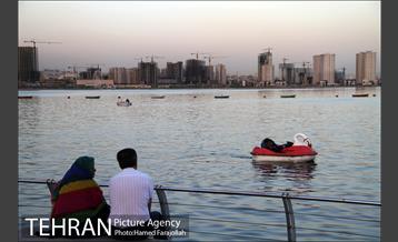 نمای غروب و شب دریاچه خلیج فارس 20