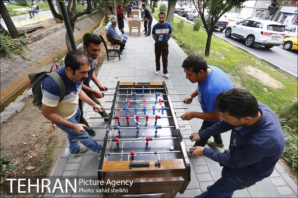 گذر فرهنگی هنری پنجشنبه های بلوار کشاورز 18