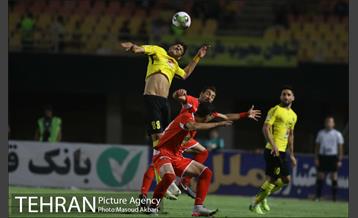 دیدار تیم های سپاهان و پرسپولیس 4