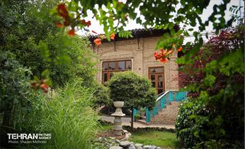 خانه مقدم 65