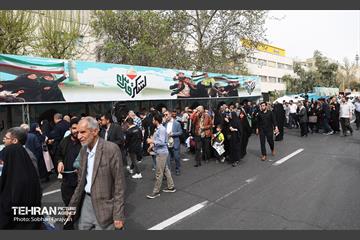 خدمت‌رسانی شهرداری تهران به نمازگزاران عید فطر در مصلی تهران 1