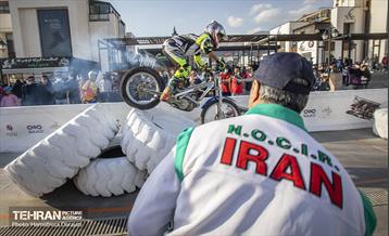 رانـد نهایی مسابقات قهرمانی موتور تریال  31