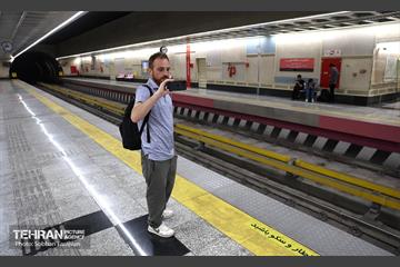 تور بازدید نمایندگان رسانه‌های بین المللی از شهر تهران 4