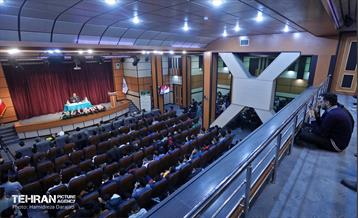 دیدار شهردار تهران با دانشجویان دانشگاه تربیت معلم رجایی 22