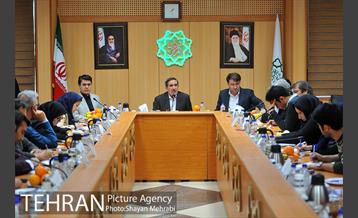 نشست ناصر امانی معاون برنامه ریزی توسعه شهری و امور شورا 5