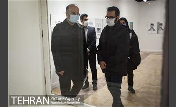 بازدید شهردار منطقه شش از نمایشگاه تهران از منظر هنرمندان 16