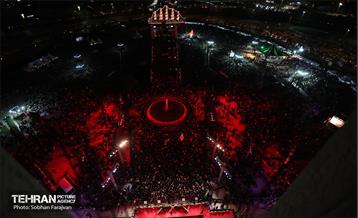 آئین بدرقه زائران اربعین در میدان آزادی 31