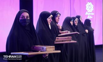 مراسم تجلیل از زنان تاریخ‌‌ساز 34
