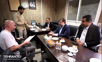 ملاقات مردمی عضو شورای اسلامی شهر تهران با شهروندان منطقه ۱۷