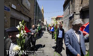 راهپیمایی دسته های شادی به مناسبت ولادت حضرت امیرالمومنین(ع) 9