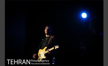 اجرای کنسرت موسیقی حامد همایون 7