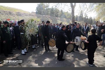تشییع پیکر پاک و مطهر شهید گمنام در فدراسیون تیراندازی 23