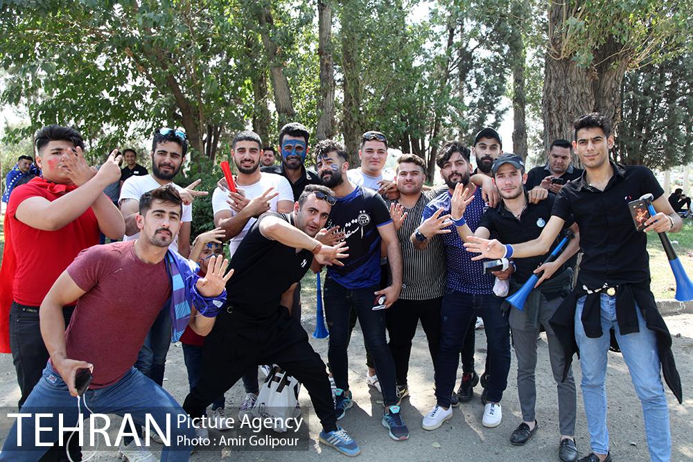 تماشاگران نودمین شهرآورد پایتخت 27