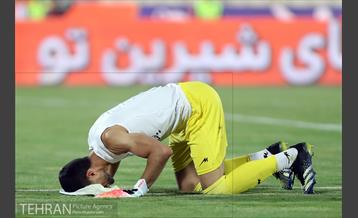 دیدار تیم های فوتبال پرسپولیس و استقلال تهران 39