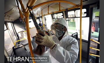 بازدید شهردار تهران از عملیات ضد عفونی کردن اتوبوس های شهری 3