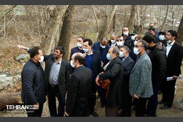 بازدید شهرداران منطقه 2 و 5 از دره فرحزاد