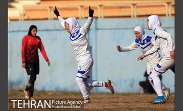 دیدار تیم های آذرخش تهران و ملوان بندر انزلی 12