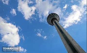 برج میلاد در ایام نوروز 5