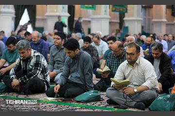 نماز عید فطر در مهدیه تهران 39